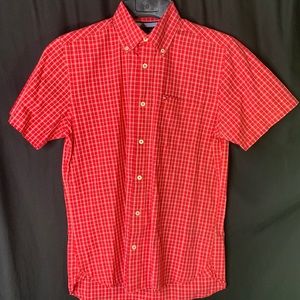 Men’s Tommy Hilfiger red plaid button down size sm
